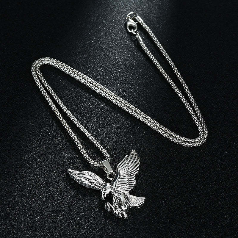 Alloy Pendant Necklace Personality Men's Trend Flying Eagle Domineering Accessories - FaceSocksUSA