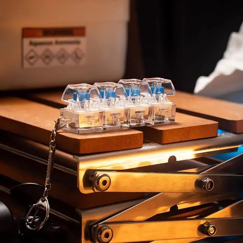 2025 New Stress-relieving toy mechanical keyboard, crystal keycaps with LED lights, transparent design, keyboard keychain - FaceSocksUSA