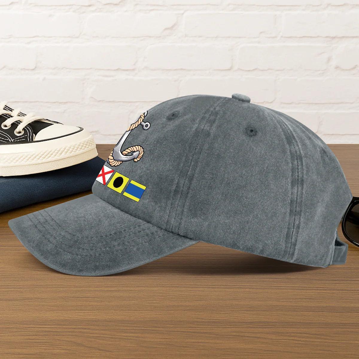Baseballkappe Aus Gewaschenem Denim Mit Bootsanker Und Nautischen Flaggen – Einzigartiges Geschenk Im Küstenstil Für Segler Und Bootsliebhaber - MyFaceBoxerDE
