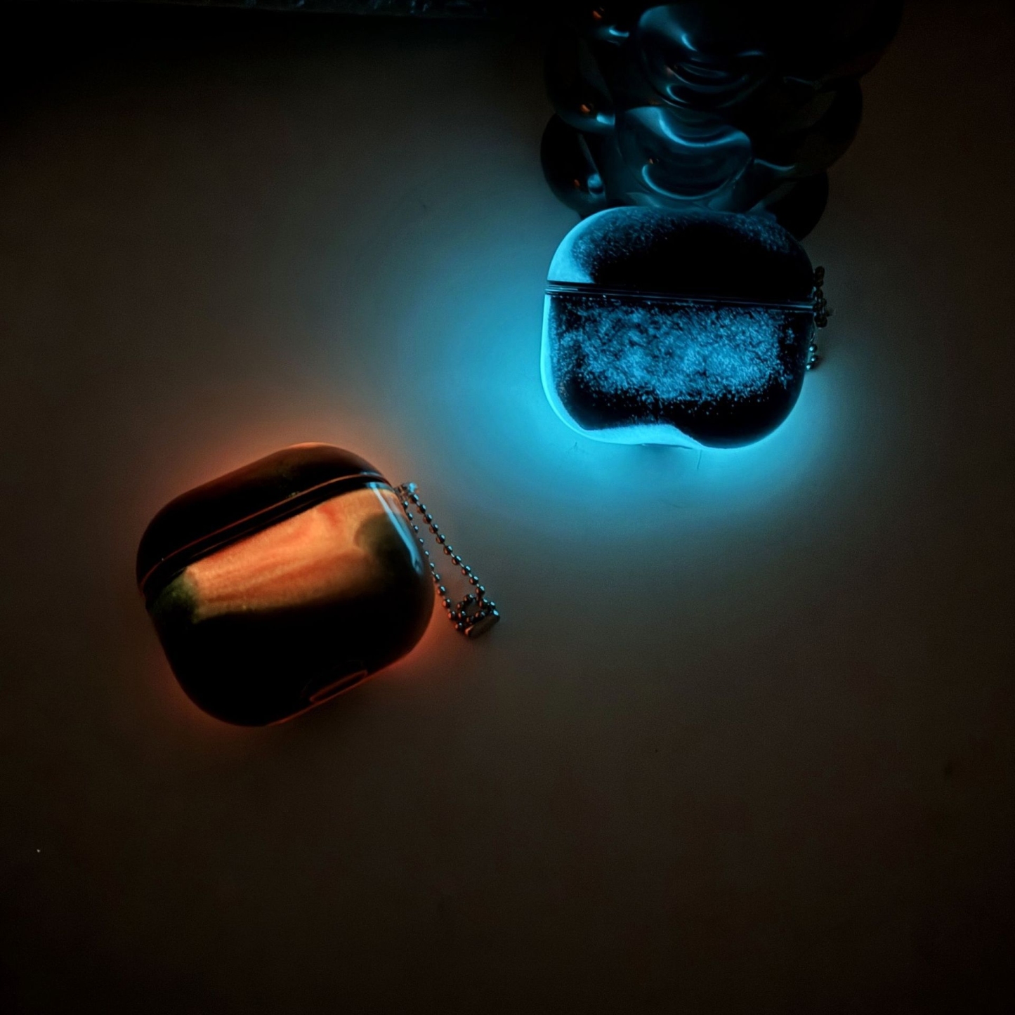 Étui À Paillettes Liquides Pour Airpods 1/2/3/4, Brillant Dans Le Noir, Protection Antichoc Et Mignon. - Mug Personnalisé
