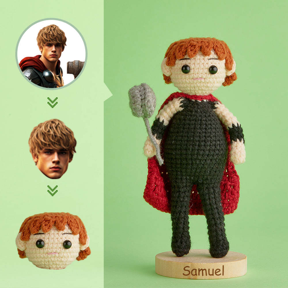 Poupée Au Crochet Avec Visage Personnalisé, Cadeaux Personnalisés, Mini Poupées Tissées À La Main - Thor - Mug Personnalisé