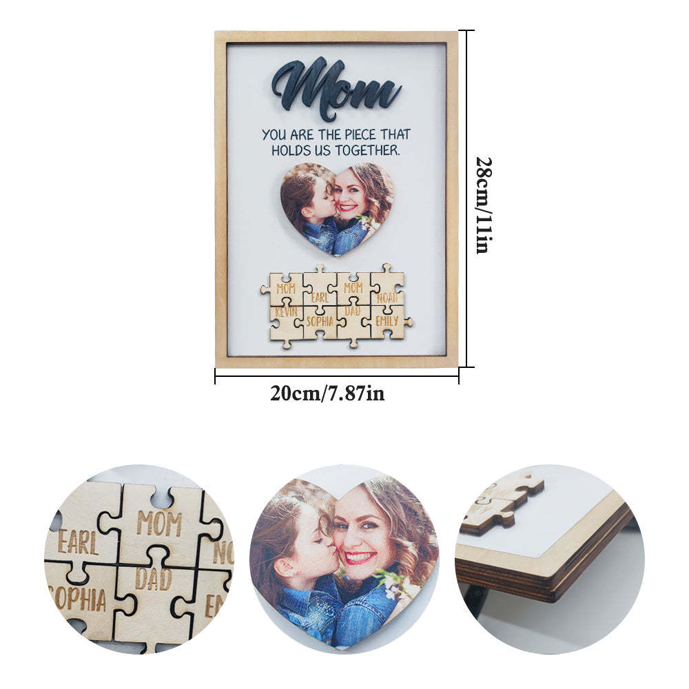 Vous Êtes La Pièce Qui Nous Tient Ensemble Plaque De Puzzle Personnalisée Pour Maman, Signe De Puzzle Pour Maman, Cadeau De Fête Des Mères - Mug Personnalisé