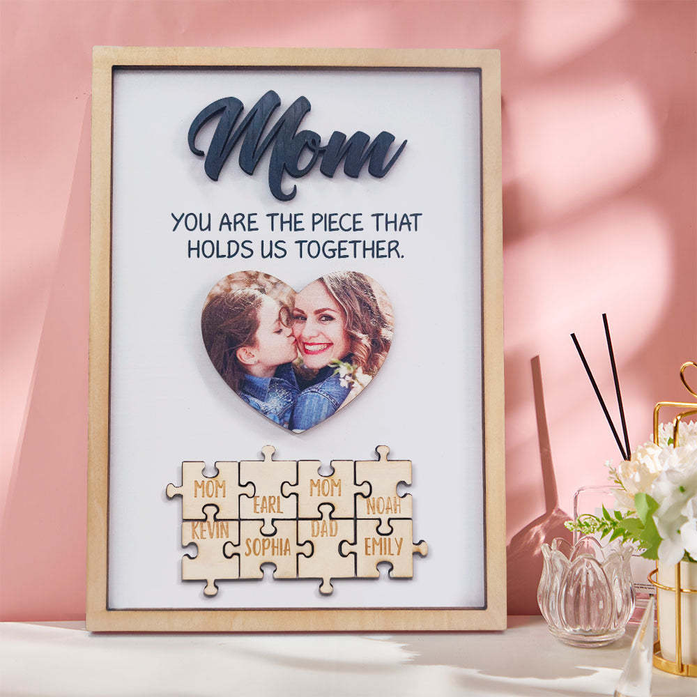 Vous Êtes La Pièce Qui Nous Tient Ensemble Plaque De Puzzle Personnalisée Pour Maman, Signe De Puzzle Pour Maman, Cadeau De Fête Des Mères - Mug Personnalisé