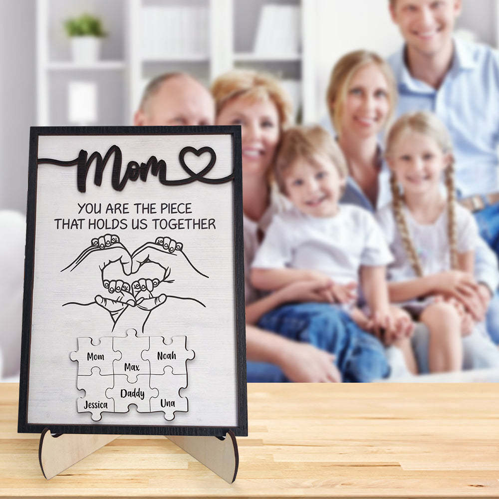Plaque De Puzzle Personnalisée Pour Maman, Vous Êtes La Pièce Qui Nous Tient Ensemble, Signe De Puzzle Personnalisé Pour Membre De La Famille, Cadeaux De Fête Des Mères - Mug Personnalisé