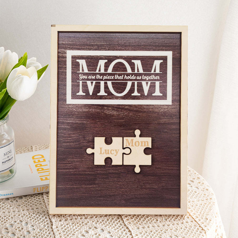 Plaque De Puzzle Personnalisée Pour Maman, Vous Êtes La Pièce Qui Nous Unit, Cadeaux Pour Maman - Mug Personnalisé