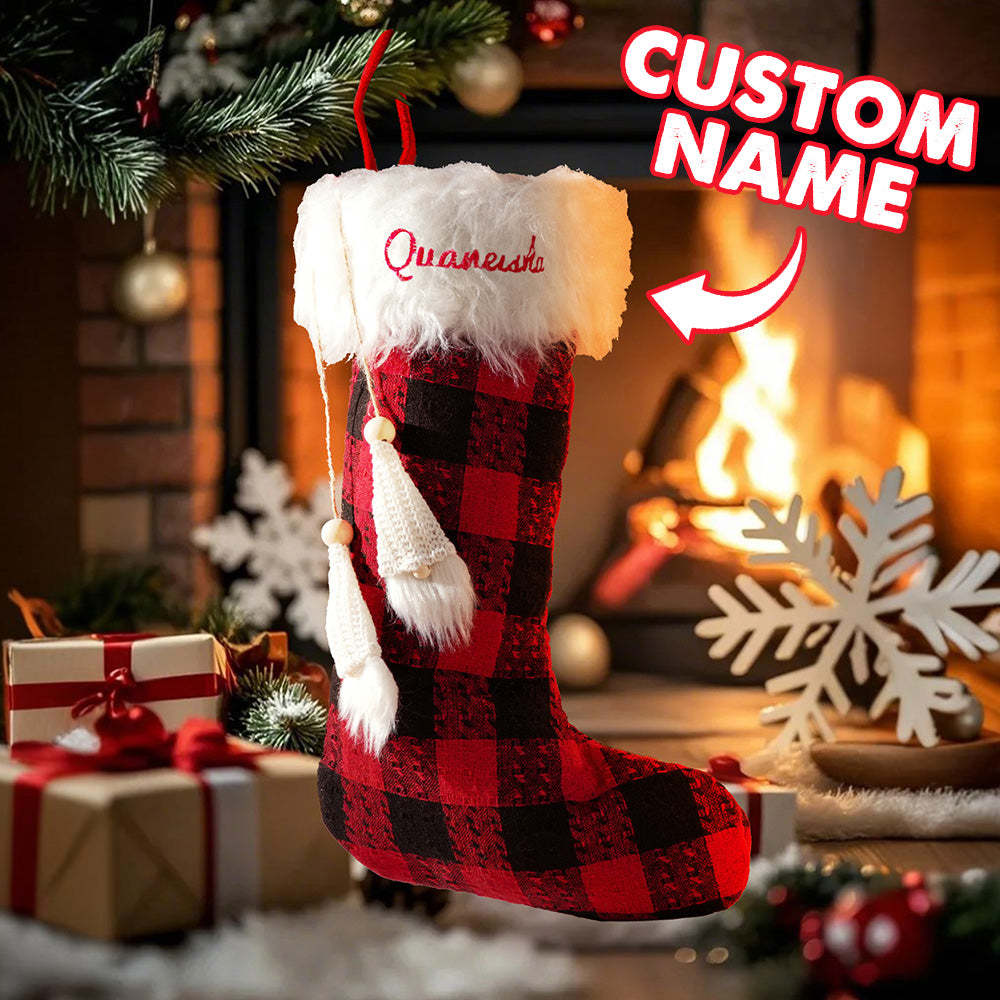 Chaussette De Noël Personnalisée Avec Broderie De Nom, Cadeau Pour La Famille - Mug Personnalisé