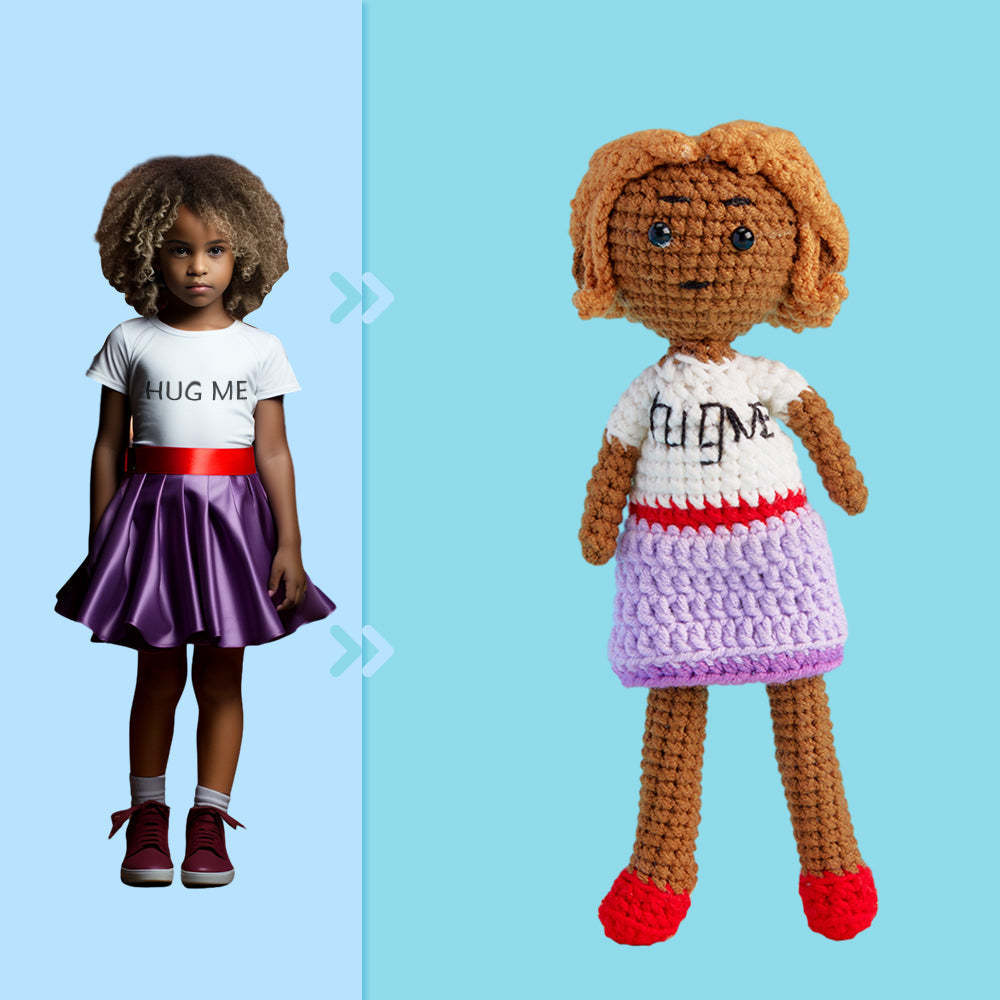 Ganzkörper Anpassbare 1-personen-häkelpuppe, Personalisierte Geschenke, Handgewebte Minipuppen – Hug Me Girl - MeineFotoTassen