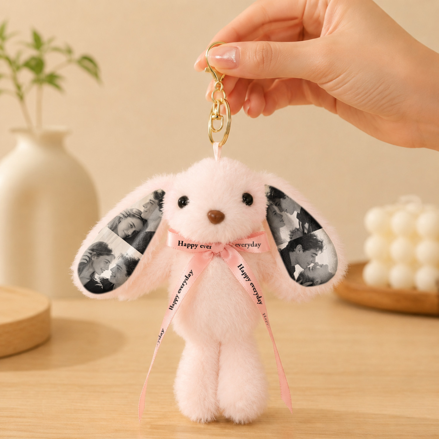 Personalisierter Hasen-Plüsch-Schlüsselanhänger Mit Foto – Personalisierter Süßer Hasen-Taschenanhänger Mit Fotoohren Und Geschenkband - MeineFotoTassen