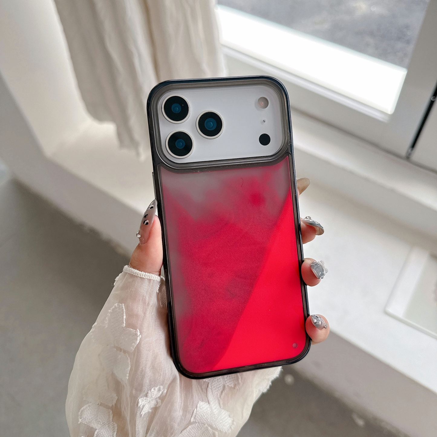 Leuchtende Flüssigglitzer-hülle Für Iphone 16 Pro Max Und 17 Pro Max – Leuchtet Im Dunkeln, Fließender Sandfunkel, Stoßfest Und Stylisch - MeineFotoTassen