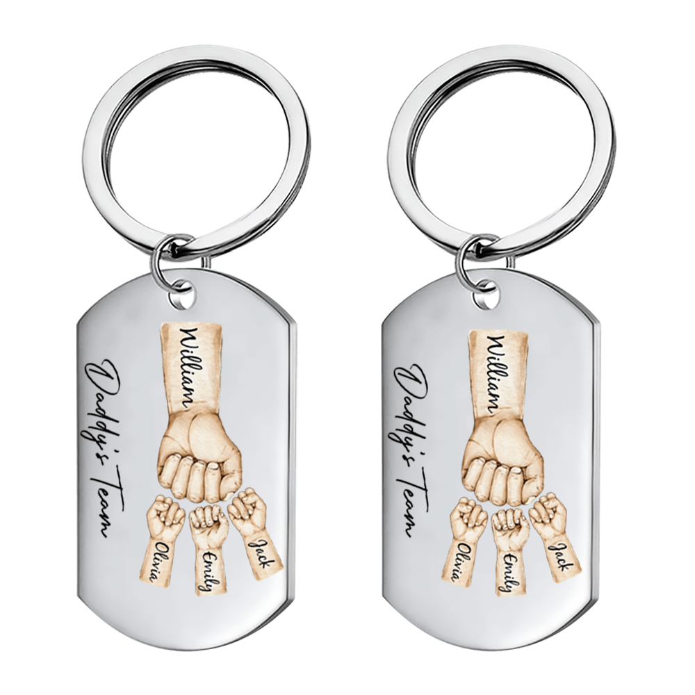 Daddy's Team Fist Bump Personalisierter Edelstahl-schlüsselanhänger, Vatertagsgeschenk Für Papa, Papa, Opa, Papa, Dada - MeineFotoTassen