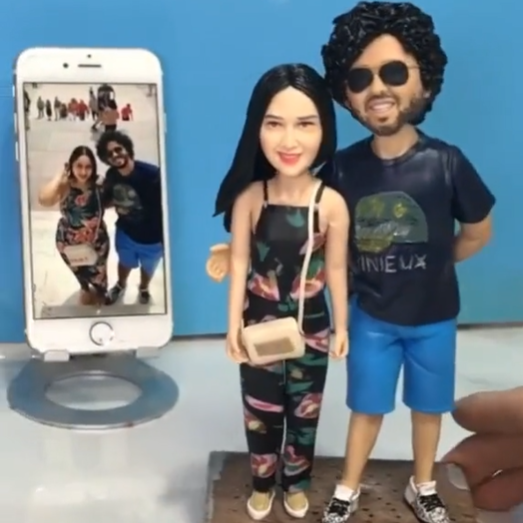 Fully Body Customizable Double Bobblehead With Text - Myphotomugs