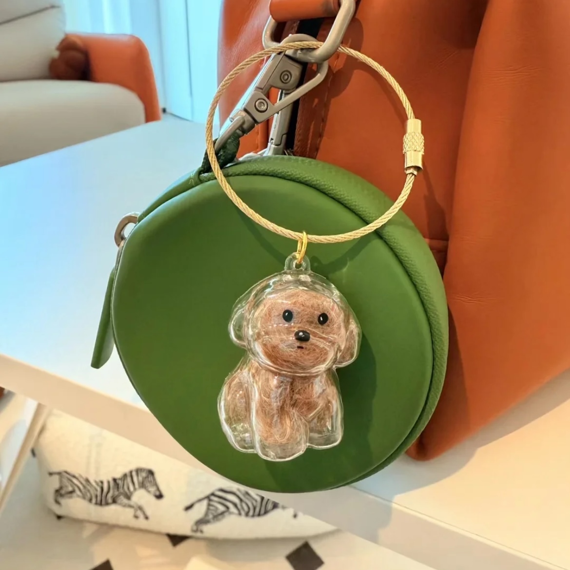 Dog Hair Souvenir Keychain Transparent Dog Hair Memory Capsule Jewelry Dog Hair Storage Suitable for Pet Lovers