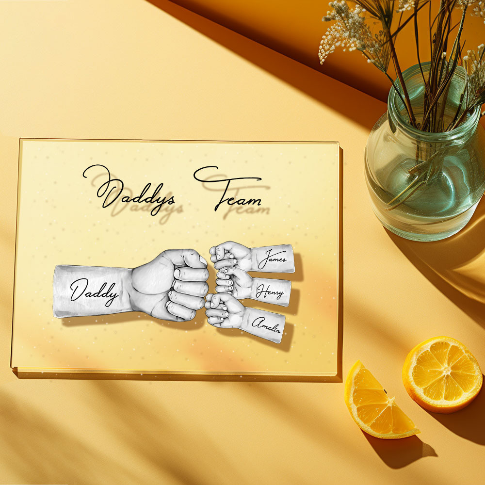 Custom Plaque Personalized Daddy's Team Fist Bump Father's Day Gift - CustomPhotoKeychainUK