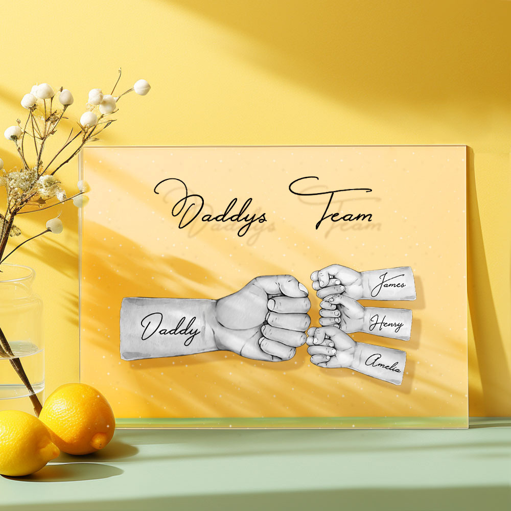 Custom Plaque Personalized Daddy's Team Fist Bump Father's Day Gift - CustomPhotoKeychainUK