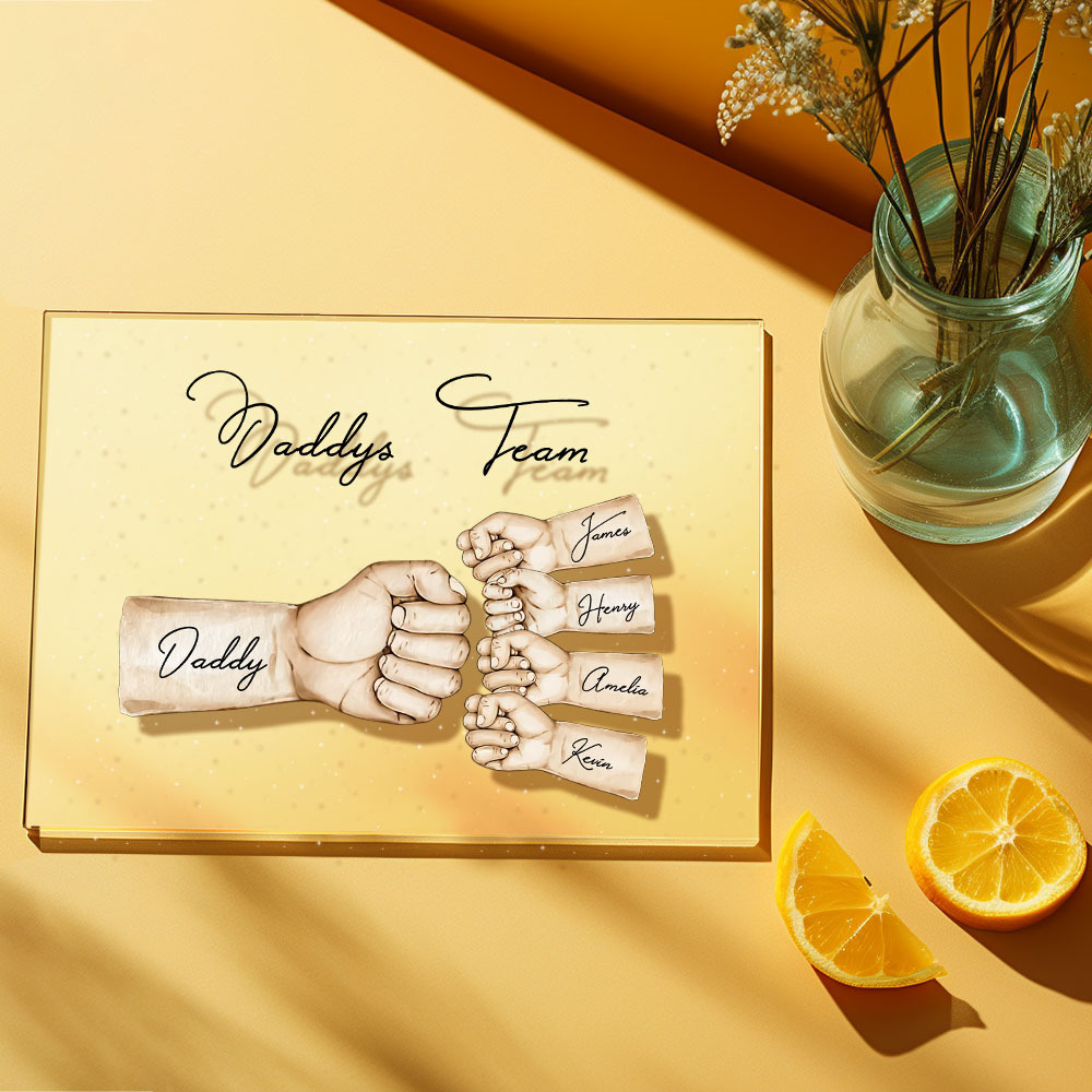 Custom Plaque Personalized Daddy's Team Fist Bump Father's Day Gift - CustomPhotoKeychainUK