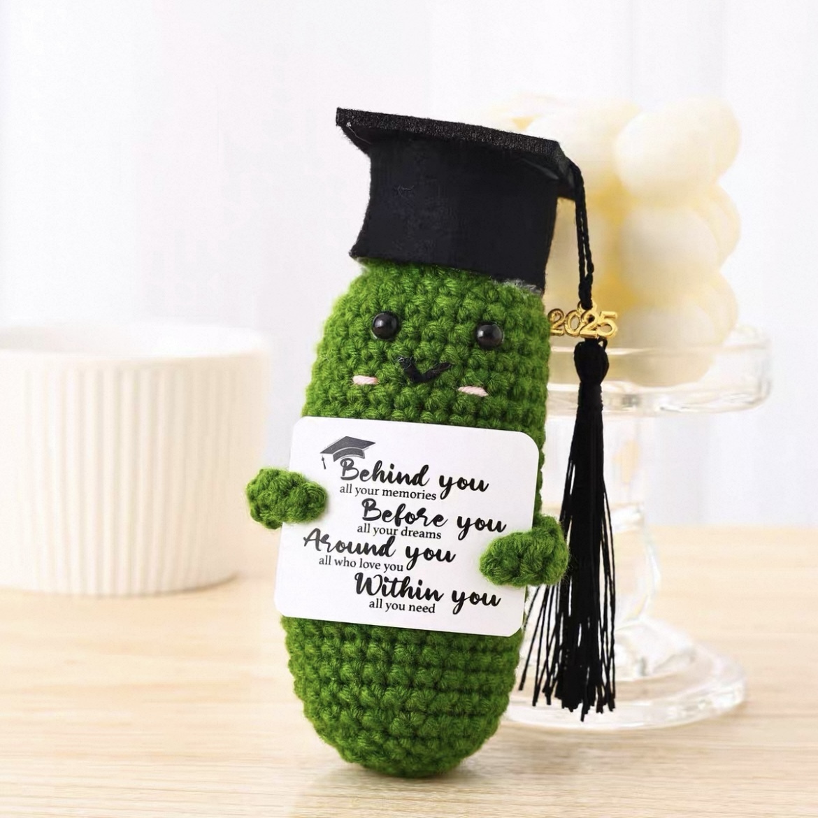 2025 Doctoral Hat Handmade Crochet Doll Positive Energy Graduation Gift Suitable for Friends, Classmates and Teachers