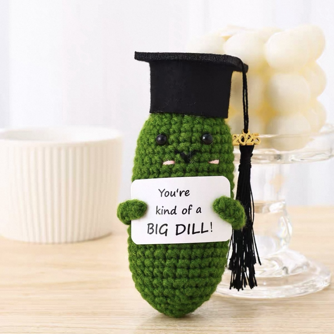 2025 Doctoral Hat Handmade Crochet Doll Positive Energy Graduation Gift Suitable for Friends, Classmates and Teachers