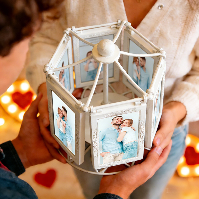 Custom Photo Vintage Carousel Relief Photo Frame Plays Soft Music Valentine's Day Gift - MyPhotoKeychainUK