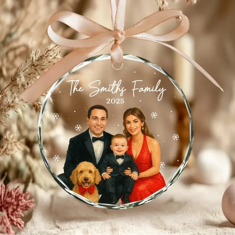 Personalized Family Photo Keepsake 2025, Custom Family Name Glass Ornament, Christmas Tree Decoration, Best Christmas Gift for Family - CustomPhotoKeychainAU