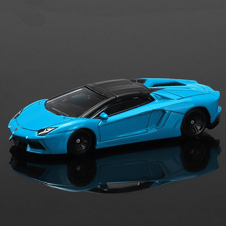 1:64 Car Model 4 - 