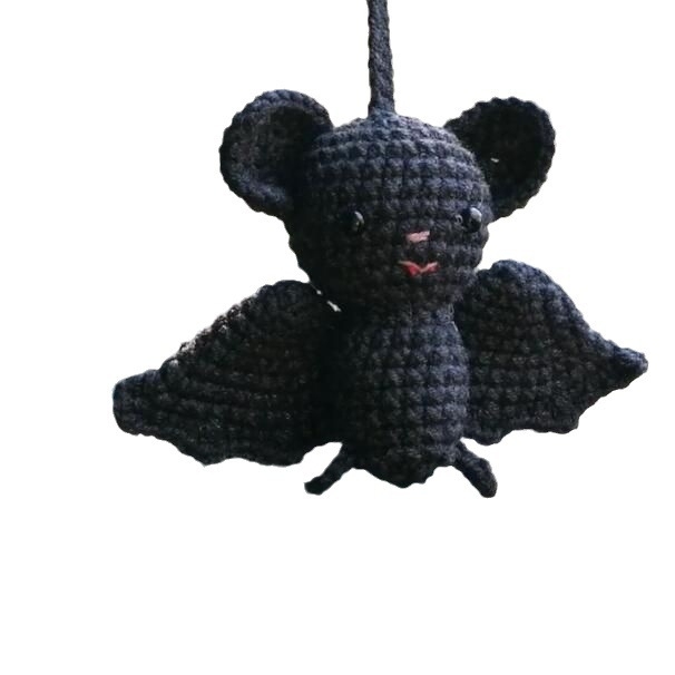 Crochet Bat Car Charm: Halloween Rearview Mirror Decoration - 