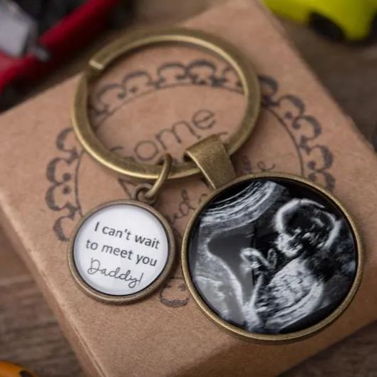 Personalized Ultrasound Photo Keychain, Pregnancy Gifts, Custom Daddy Keychain, Ultrasound Gifts, Mothers Day Gift, Father, New Dad, S-1