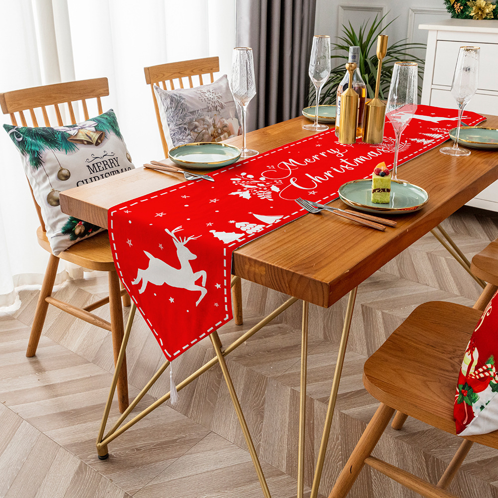 Christmas Table Runner | Festive Holiday Table Decoration | Nordic Style Christmas Design