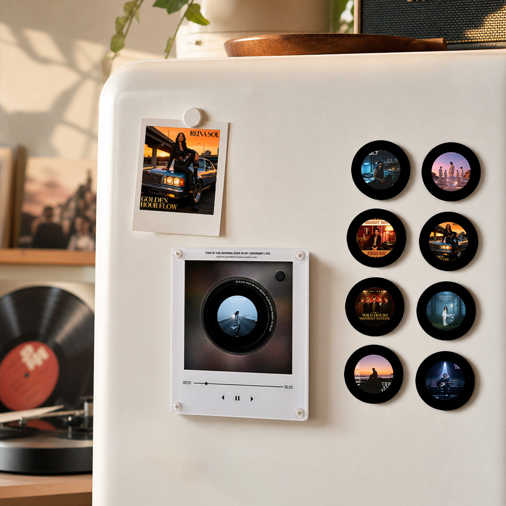 Custom Mini Vinyl Record Music Player With 9 Discs,  Magnetic Disc Music Player with Rechargeable Battery