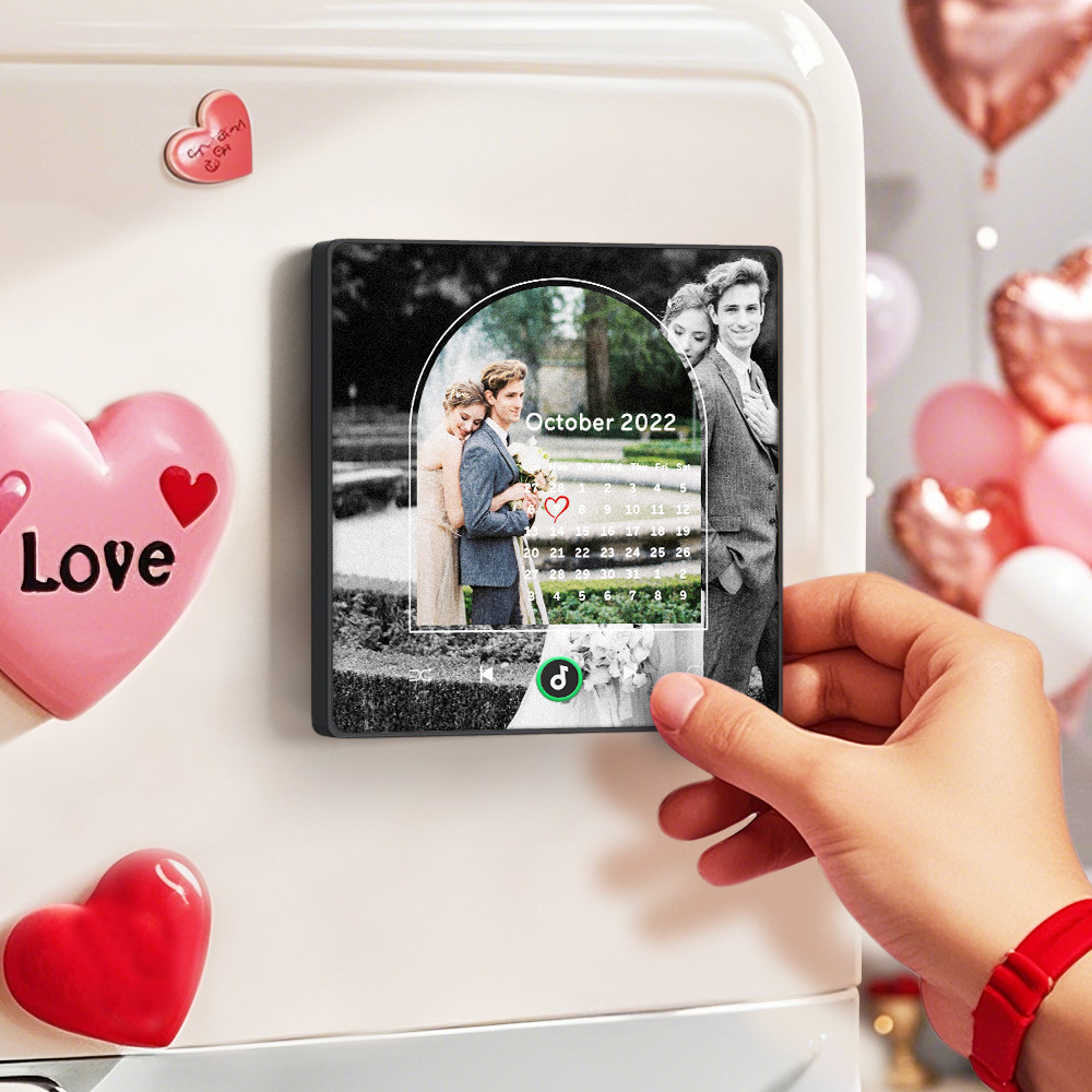 Custom Music Fridge Magnets Valentine's Day Gifts Custom Music Fridge Magnet Colorful Frame Album Fridge Magnet Can Play Songs Gift for Couple