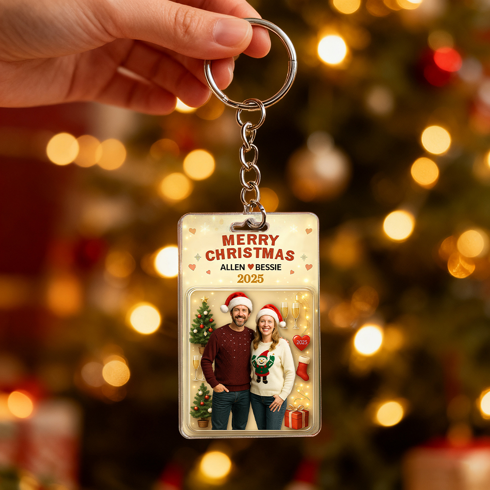 Personalized Christmas Action Figure Keychain, A Heartwarming Holiday Keepsake, Best Christmas Gift for Husband, Wife, Family, Mum, Dad - Photowatch