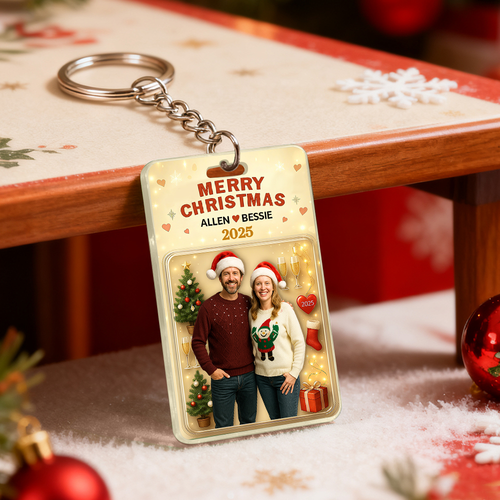 Personalized Christmas Action Figure Keychain, A Heartwarming Holiday Keepsake, Best Christmas Gift for Husband, Wife, Family, Mum, Dad - Photowatch