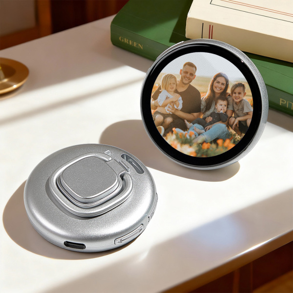 Smart Digital Display Badge with GIF/Photo Sync | Interactive Customizable Pin for Fans & Creators
