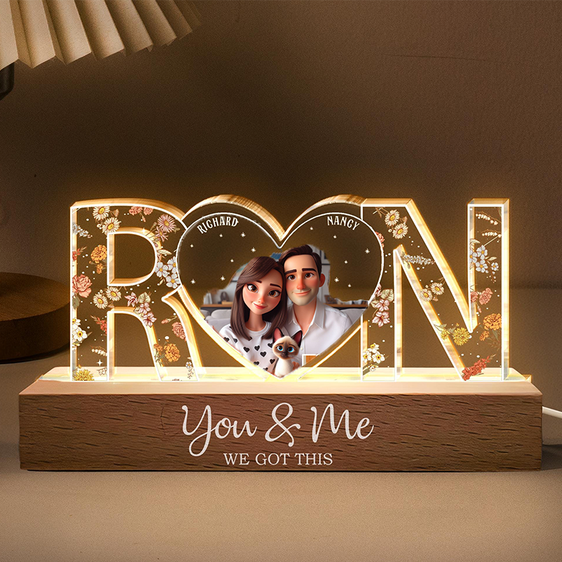 Couples personalized flower night light - MyFaceBoxerUK