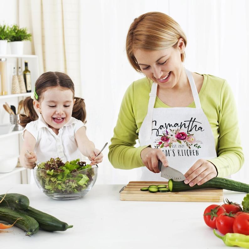 Personalized Floral Apron for Women Custom Aprons Chef Gifts Grilling Apron Baking Gift, Mom, Daughter	 - MyFaceBoxerUK