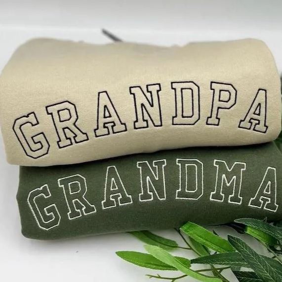 GRANDMA, GRANDPA Embroidered Sweatshirt, Mom Dad Crewneck Grandparents' Day Gift - MyFaceBoxerUK