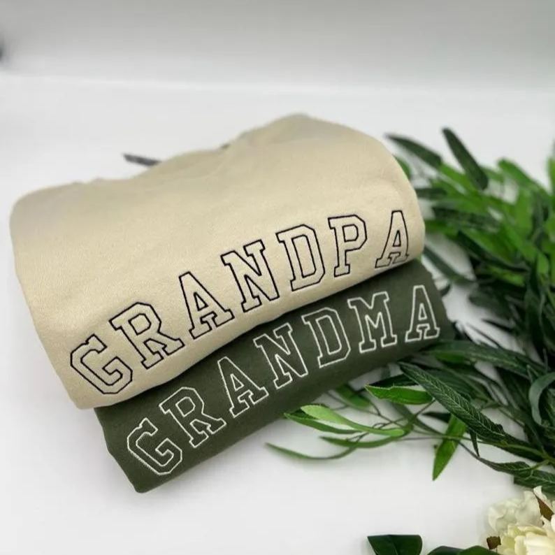 GRANDMA, GRANDPA Embroidered Sweatshirt, Mom Dad Crewneck Grandparents' Day Gift - MyFaceBoxerUK