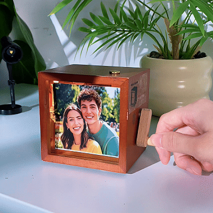 Custom Photo Flipbook Frame Animation Machine Cartoon Style Mechanical Hand-cranked Flipbook Box
