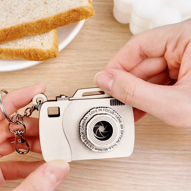 Gifts for Mother Mini Camera Photo Keychain Customizable Photo Frame Keychain