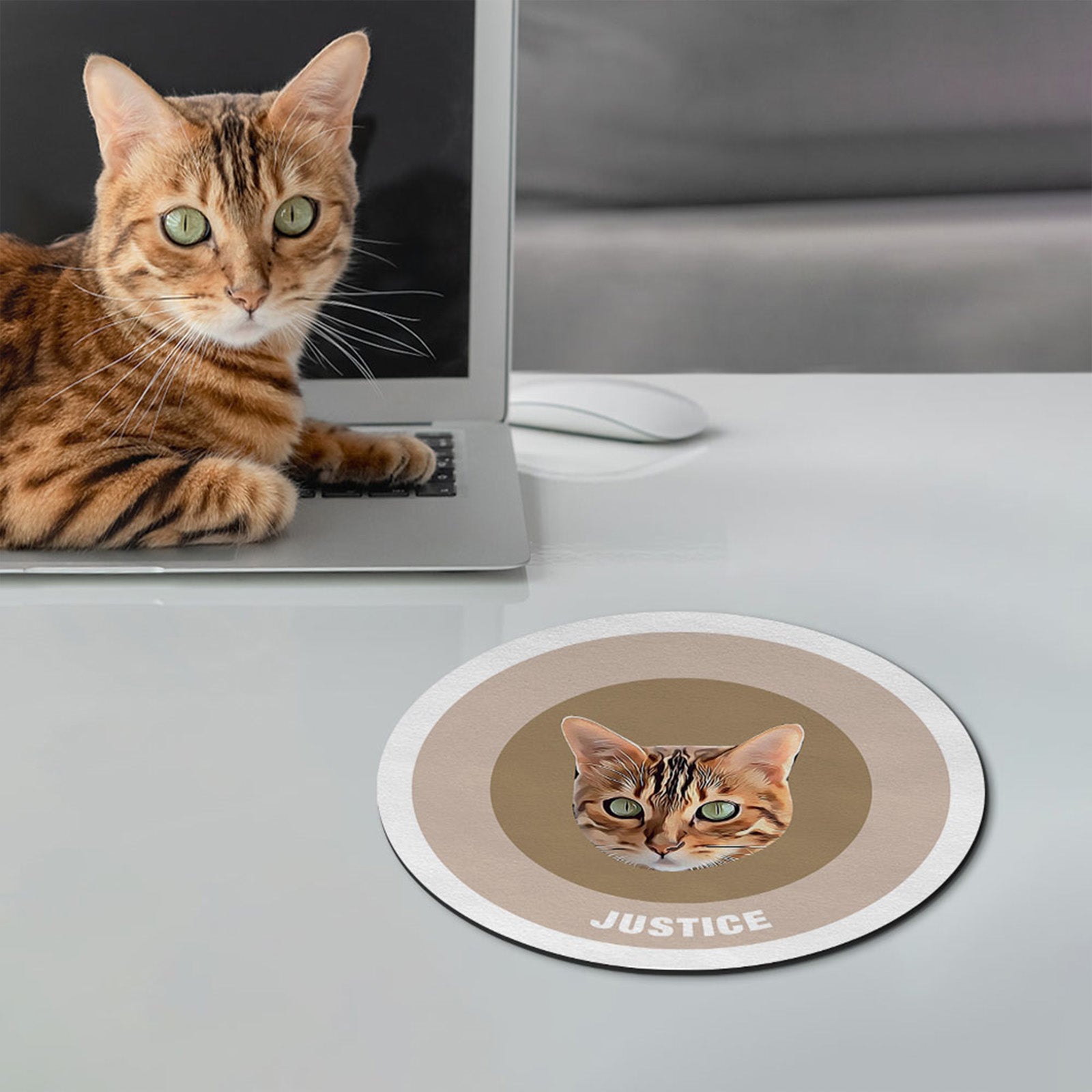Custom Round Mouse Pad Personalized Pet Face with Name Gift for Pet Lover - Khaki - MyFaceBoxer