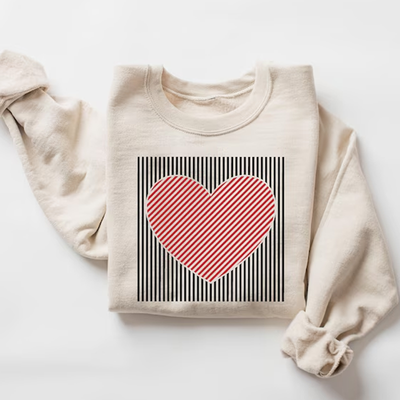 Retro Valentines Heart Sweatshirt, Cute Love Sweatshirt, Womens Valentines Hearts Sweatshirt, Teacher Valentine Sweatshirt, Mom Heart Shirt