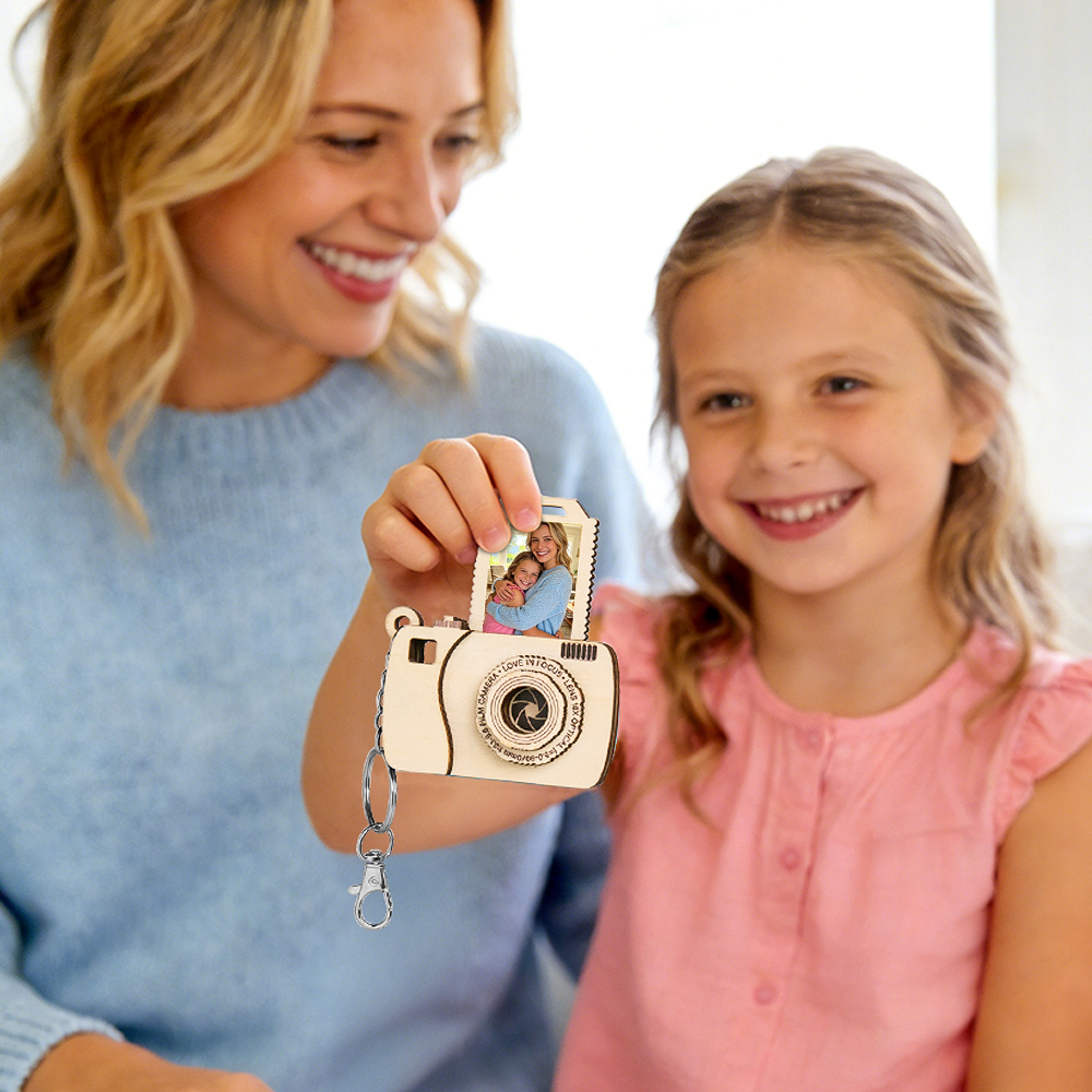 Gifts for Mother Mini Camera Photo Keychain Customizable Photo Frame Keychain