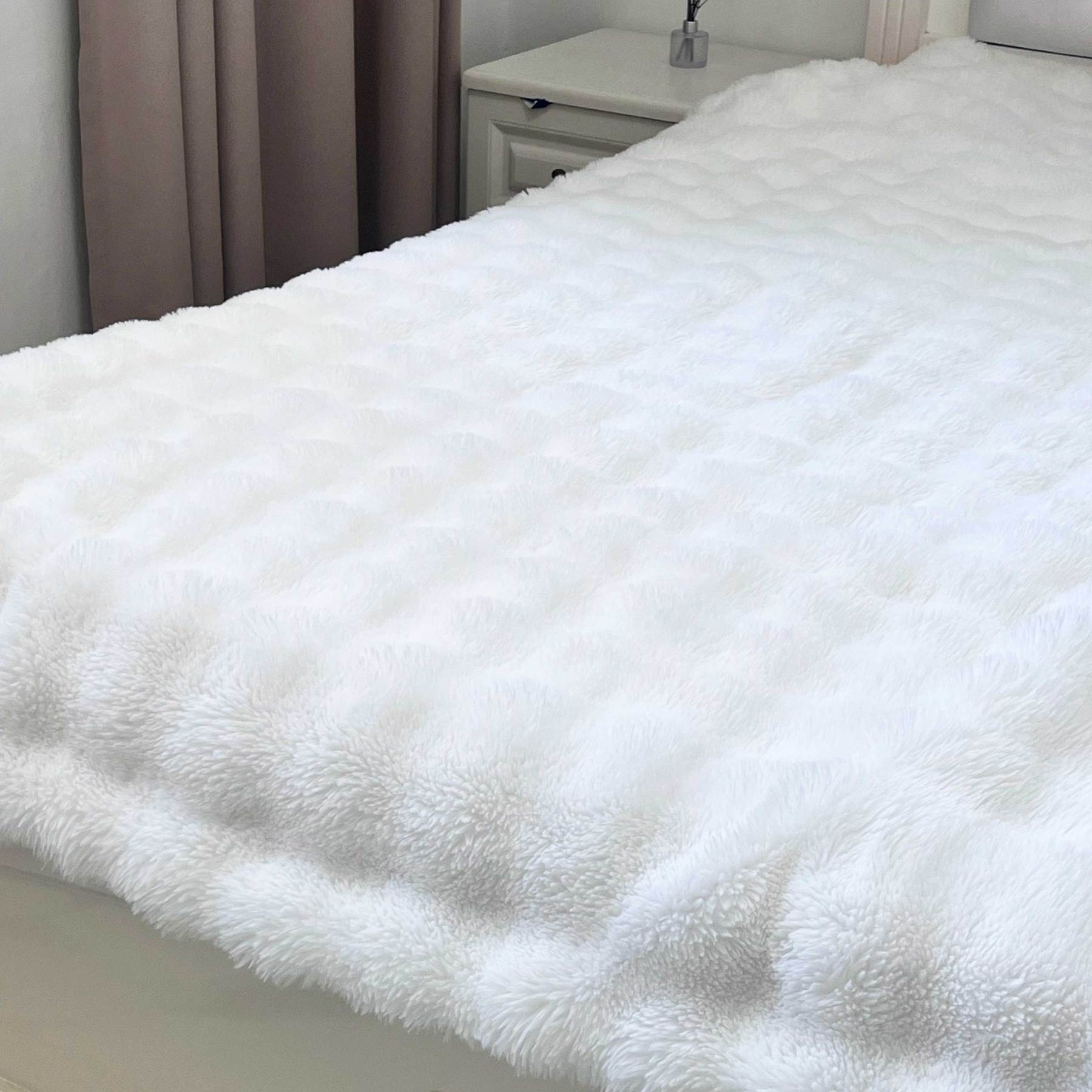 【KONCIWA発の防寒アイテム】毛布 軽く て 暖かい ブランケット 二枚合わせ 掛け毛布 おしゃれ もこもこ コンパクト 洗濯 