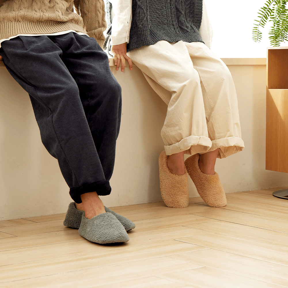 ルーム シューズ 男女兼用 ブーツスリッパ マイクロファイバー素材で極上の暖かさ 洗濯機で丸洗いOK 抗菌防臭・静電気防止加工 室内履き プレゼントにも最適