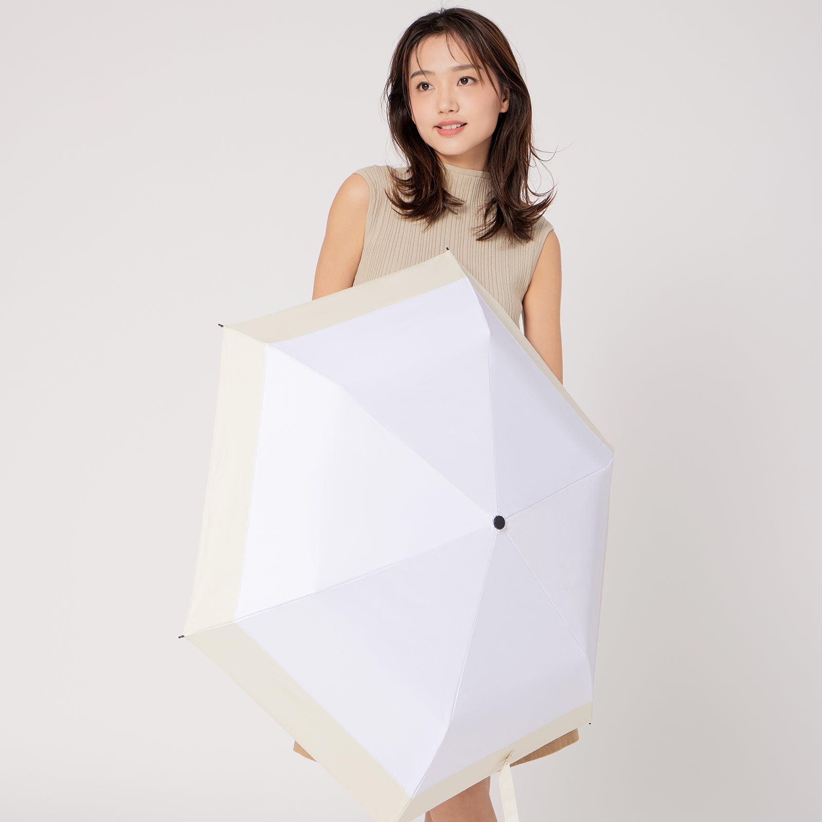 HAYAWAY パッチワーク風柄　高級日傘 新品未使用 Pattern-PATCHWORK】パッチワーク 日傘 完全遮光 自動開閉 199g