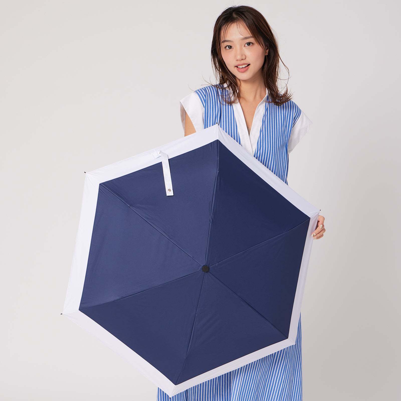 晴雨 兼用 傘、風雨にも強いです。日傘 雨晴 兼用,傘 最 軽量