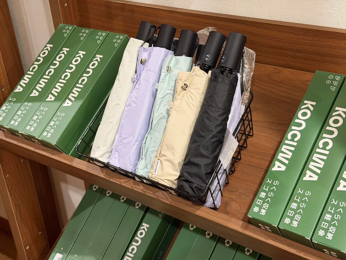 KONCIWA 御茶ノ水 傘 折りたたみ傘 店舗