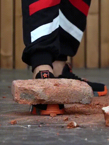 1638937528216686.gif