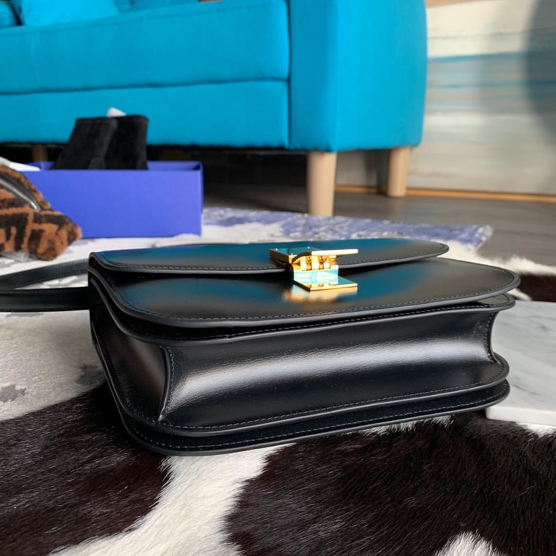 CELINE 賽琳 CLASSIC 黑色 復古金釦 中號 豆腐包 小方包 單肩包 斜挎包 189173