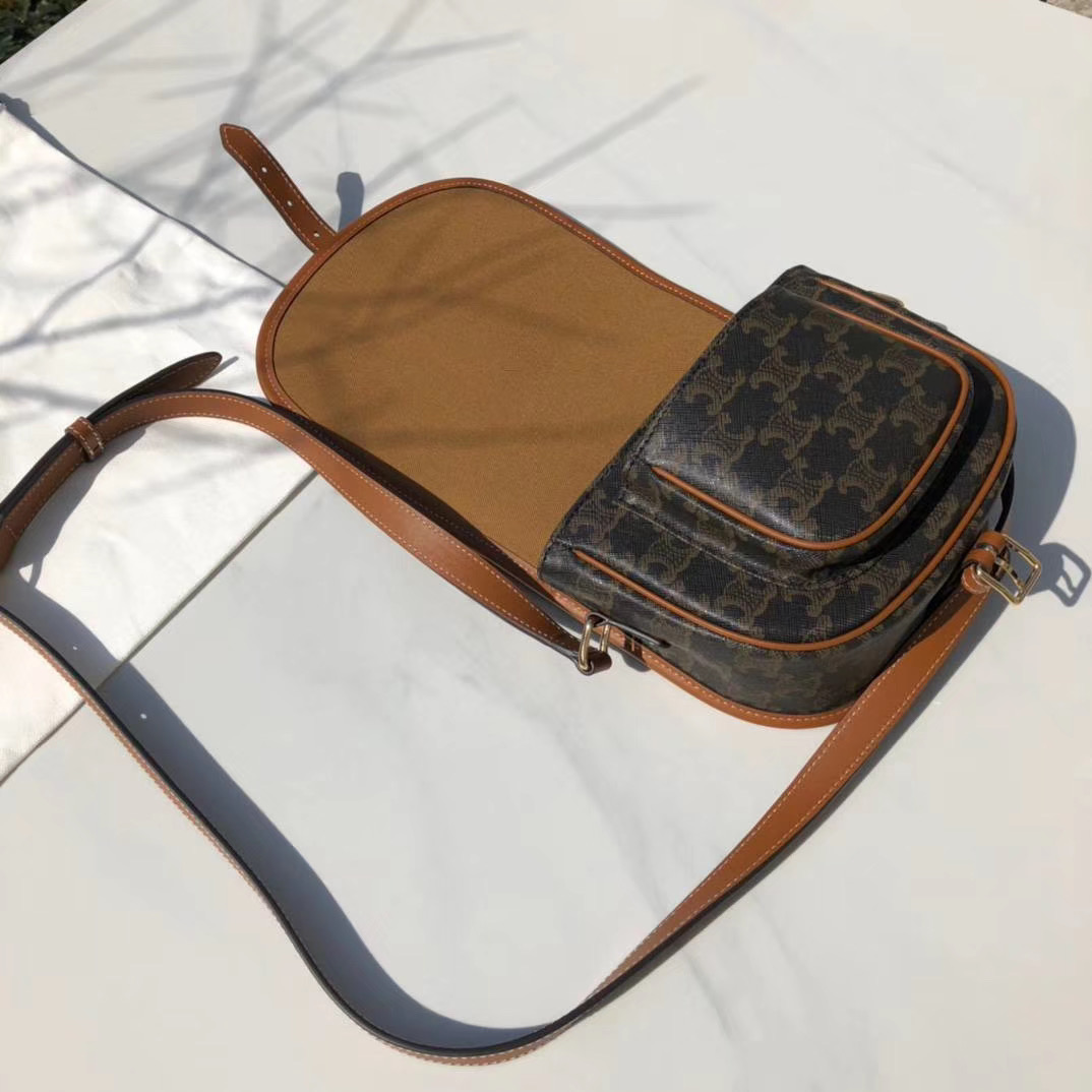 CELINE 賽琳 Folco系列 經典老花 牛皮革 馬鞍包 單肩包 斜挎包 191502