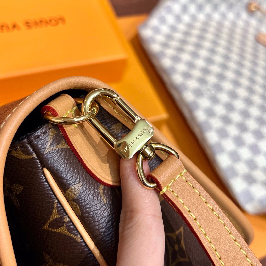 LV 路易威登 DIANE系列 經典 老花 腋下包 法棍包 肩背 斜挎包 粉M45985 黑M4604